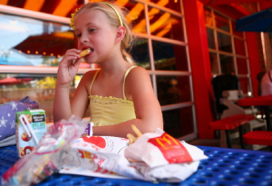 comida-rapida-no-provoca-obesidad-infantil